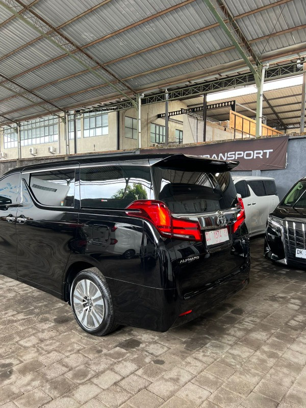 Toyota Alphard 2023 - Photo 3