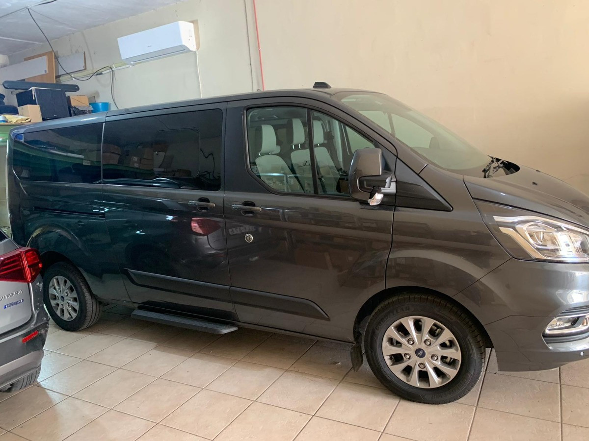Ford Tourneo Custom 2024 - Photo 3