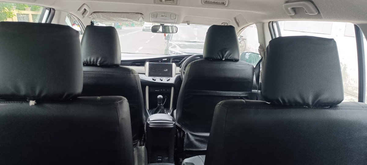 Toyota Innova 2023 - Photo 3