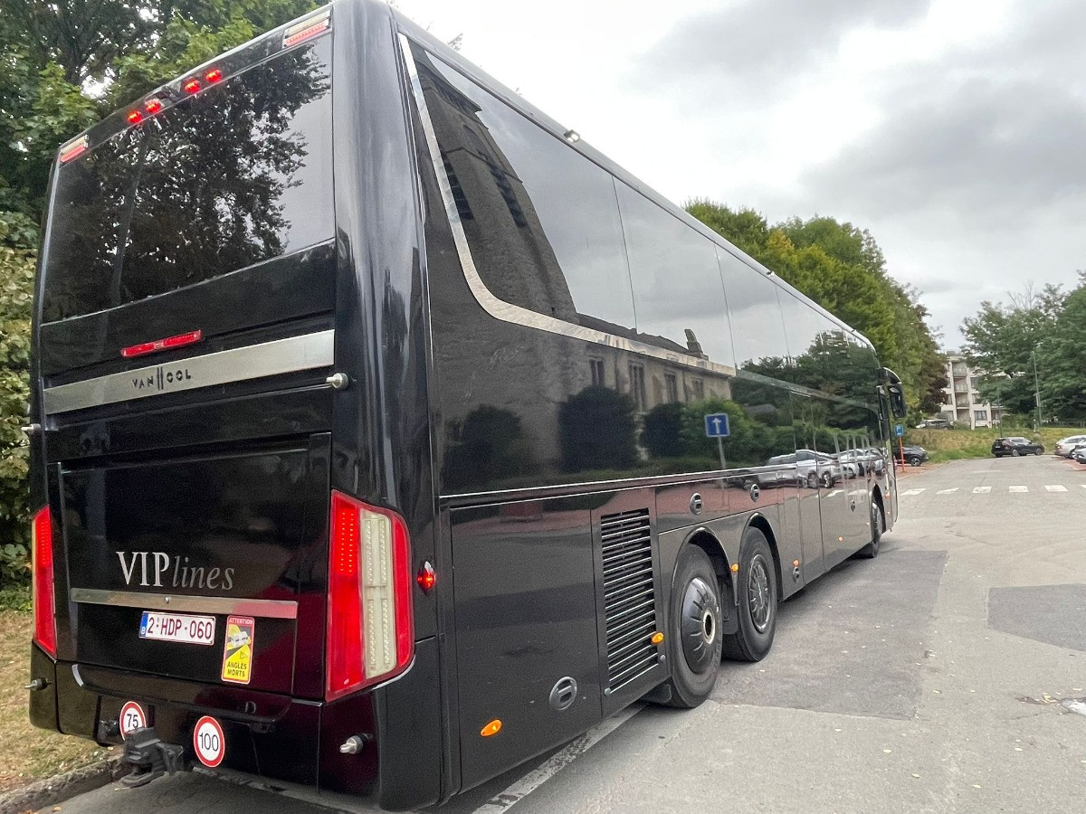 Mazda bus 2023 - Photo 2