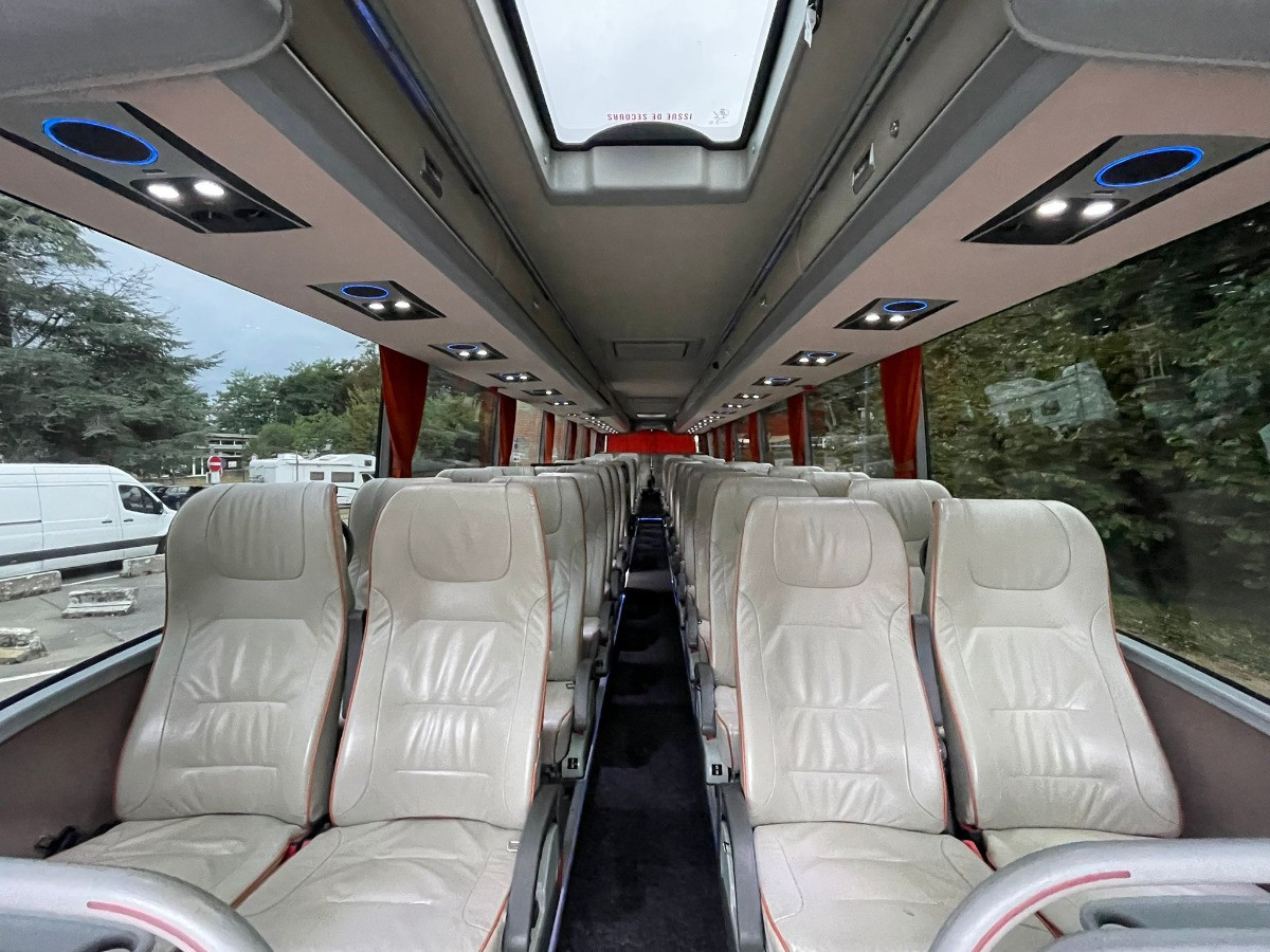 Mazda bus 2023 - Photo 3