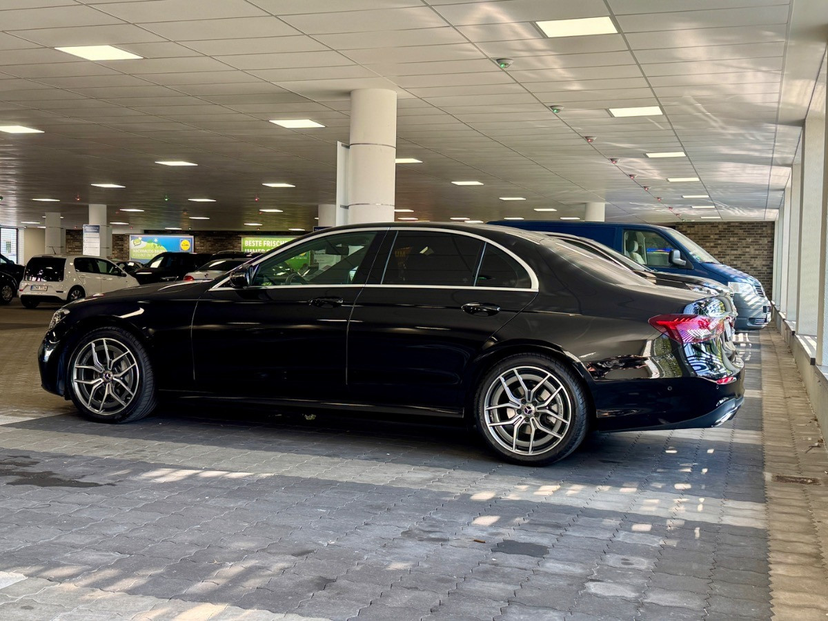 Mercedes-Benz classe E 2023 - Photo 3