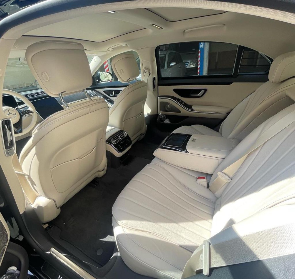 Mercedes-Benz S-Class 2024 - Photo 4