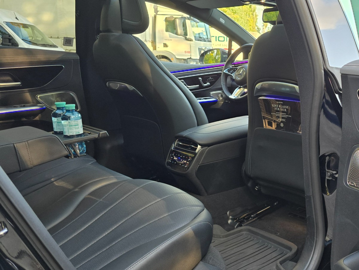 Mercedes-Benz EQE 300 2025 - Photo 2