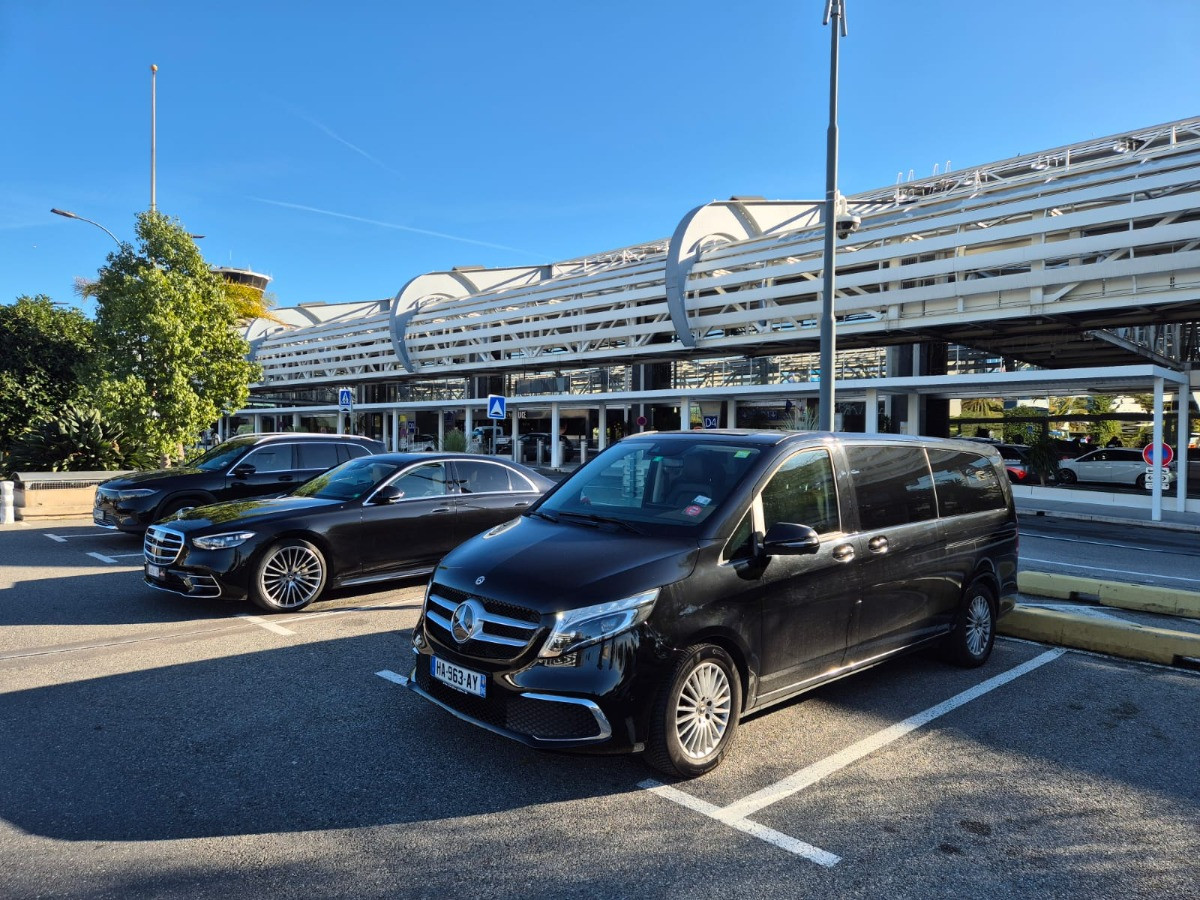 Mercedes-Benz V-klasse 300 Avantgarde Business 2022