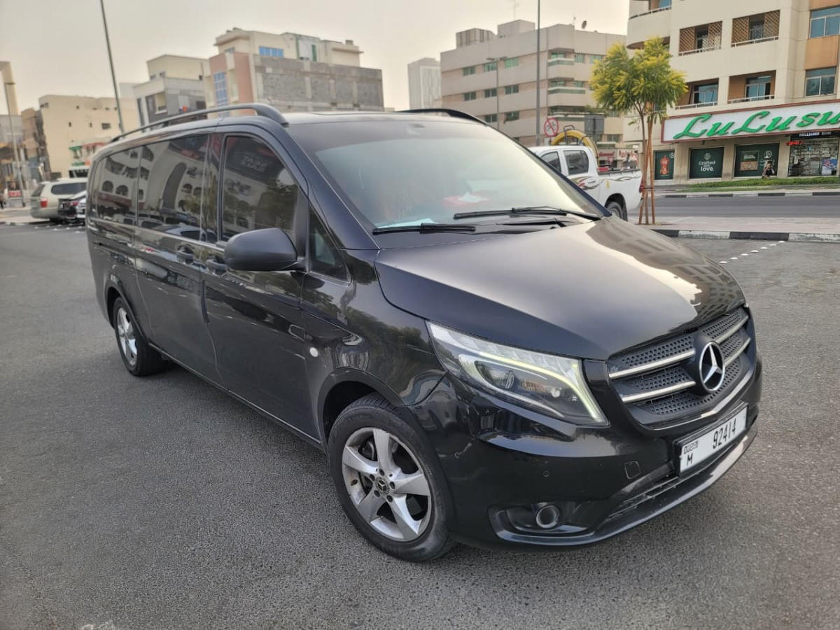 Mercedes-Benz classe V 250 2022 - Photo 2