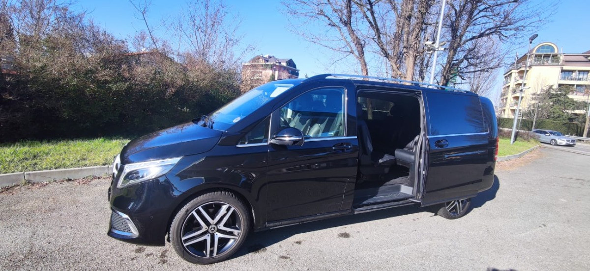 Mercedes-Benz classe V 250 2022 - Photo 2