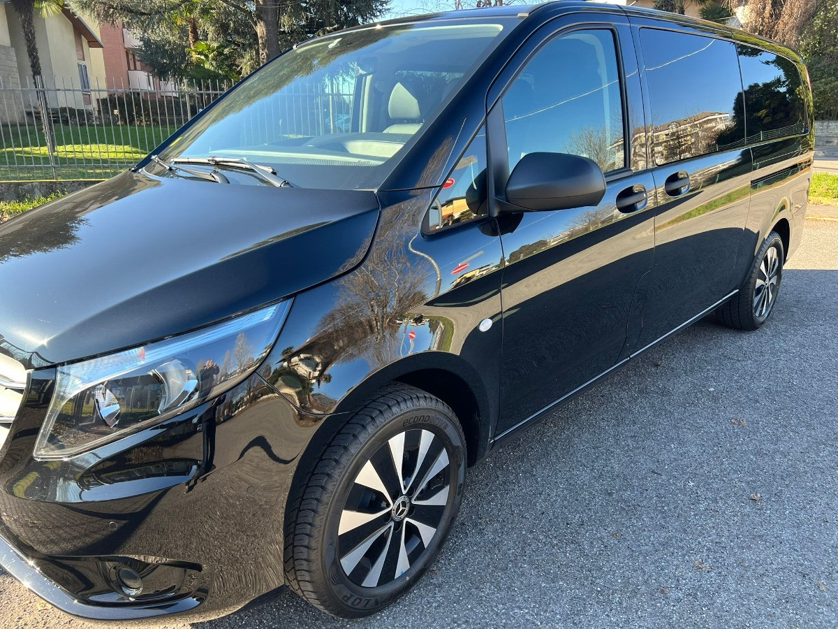 Mercedes-Benz Vito tourer 8+1 2023