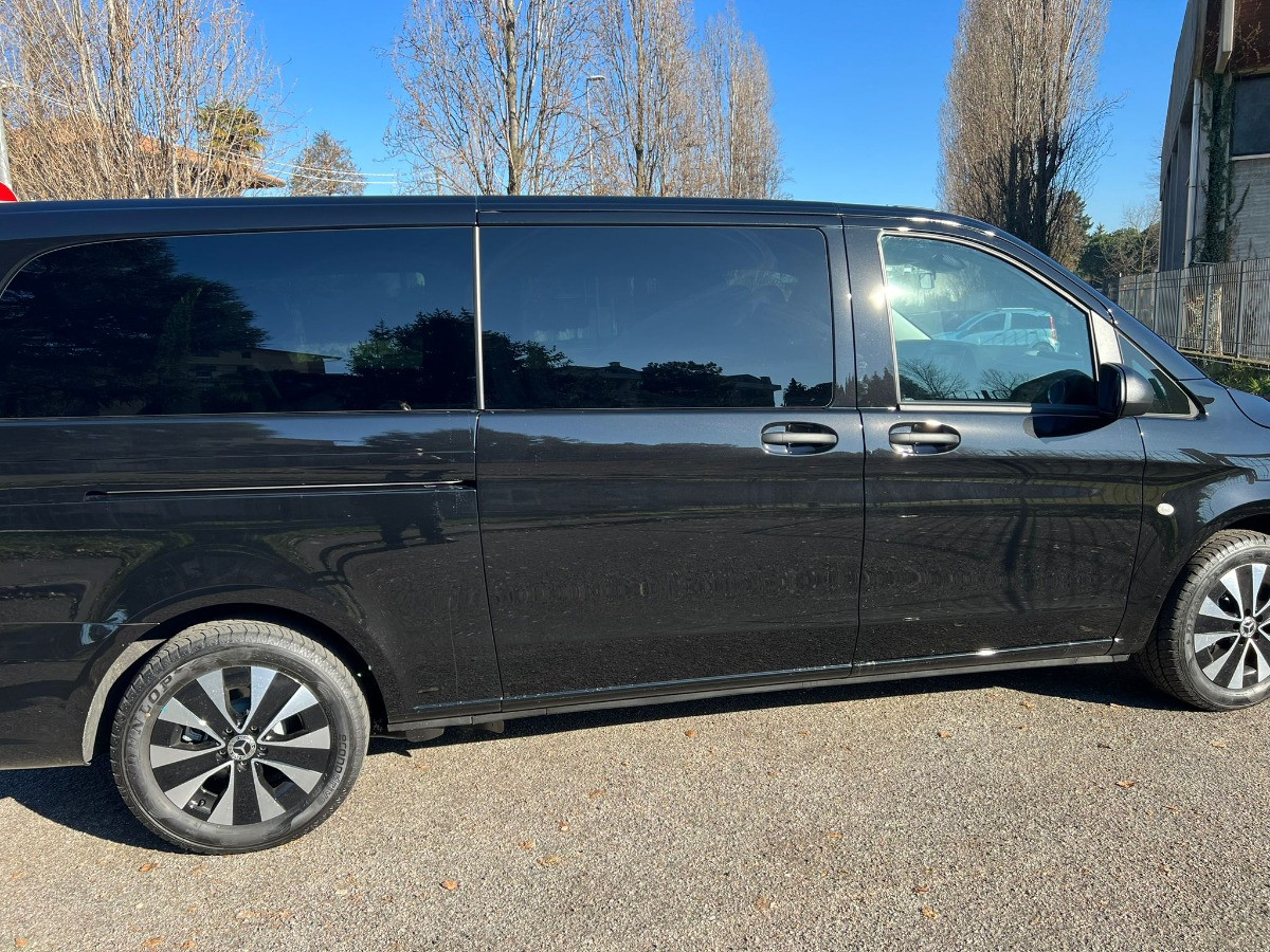 Mercedes-Benz Vito tourer 8+1 2023 - Photo 2