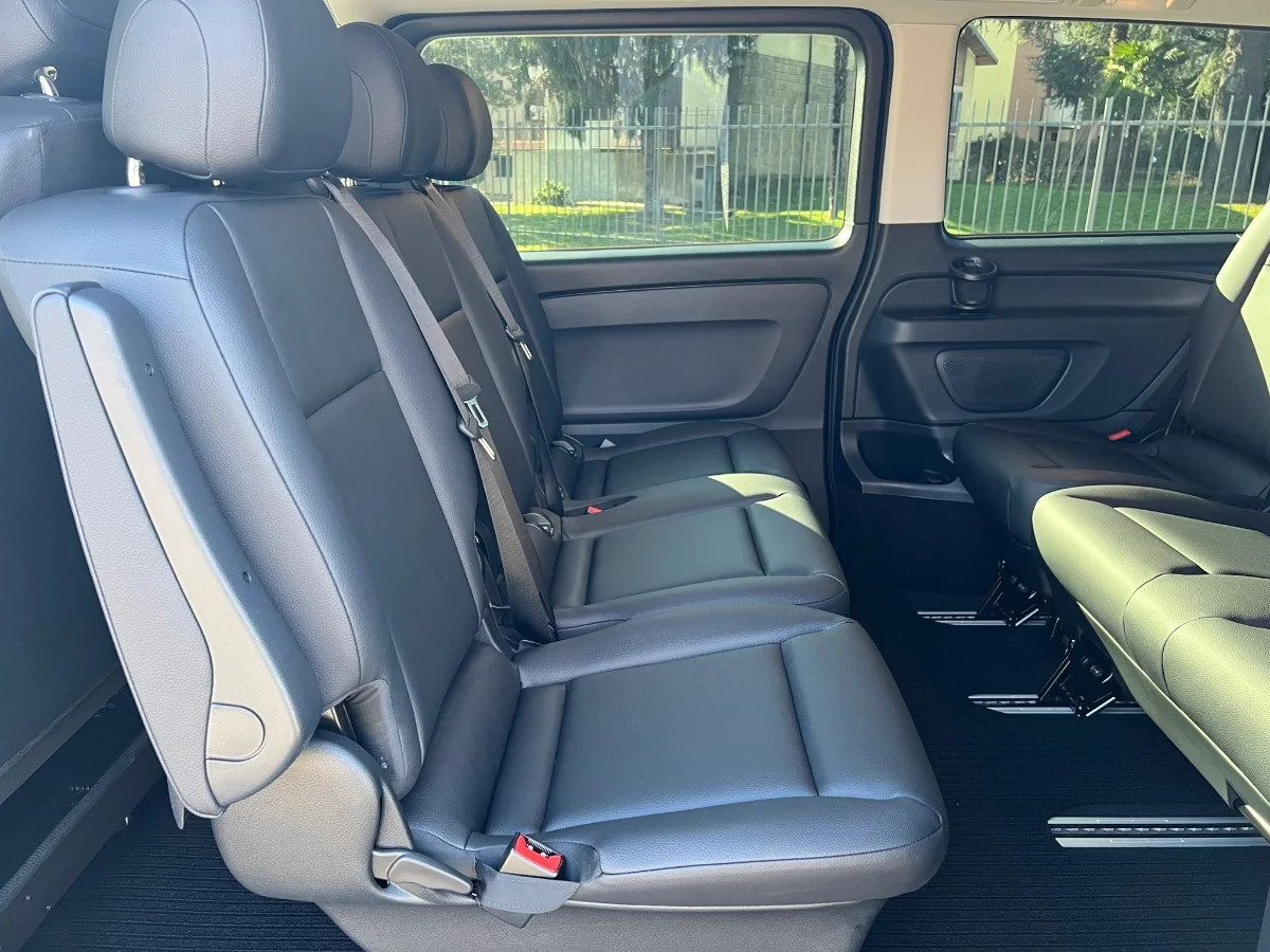 Mercedes-Benz Vito tourer 8+1 2023 - Photo 3