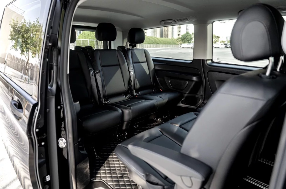 Mercedes-Benz Vito Tourer 2025 - Photo 2