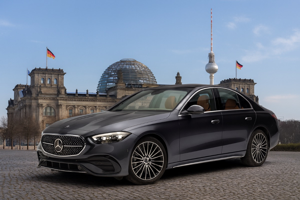 Mercedes-Benz E Class 2025