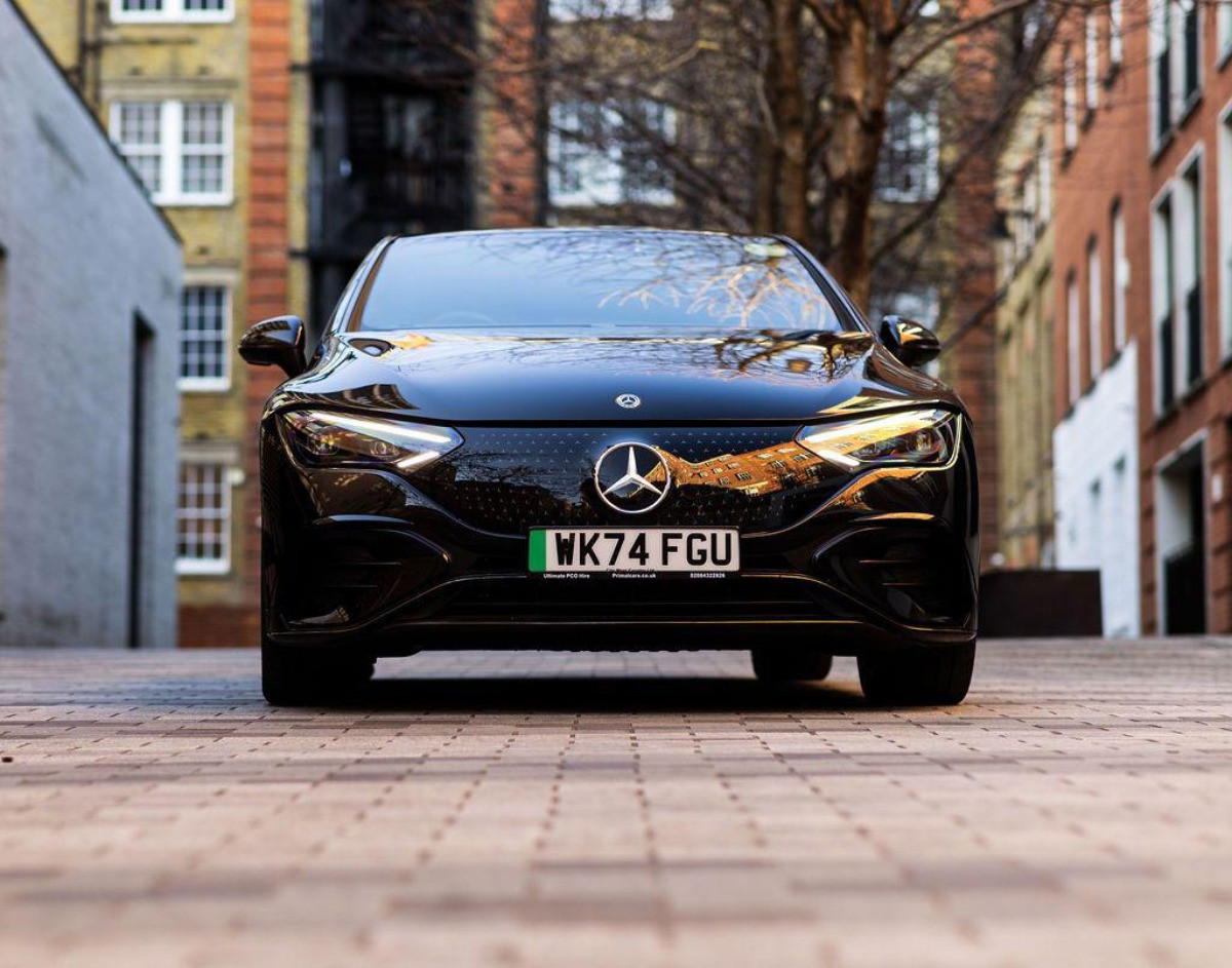 Mercedes-Benz E 220 2024