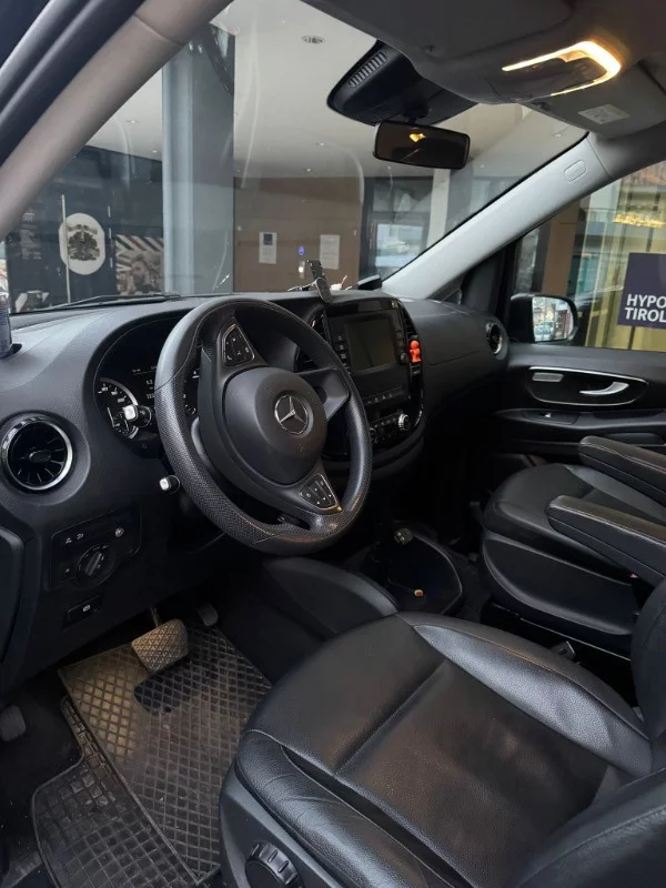 Mercedes-Benz Vito 2024 - Photo 2