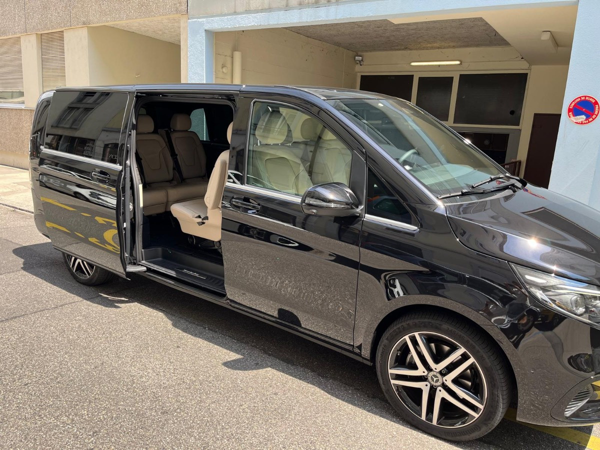 Mercedes-Benz V-class 2017 - Photo 3