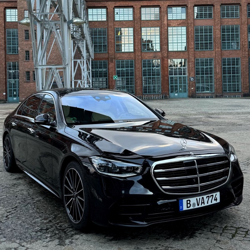 Mercedes-Benz S - Class 2023