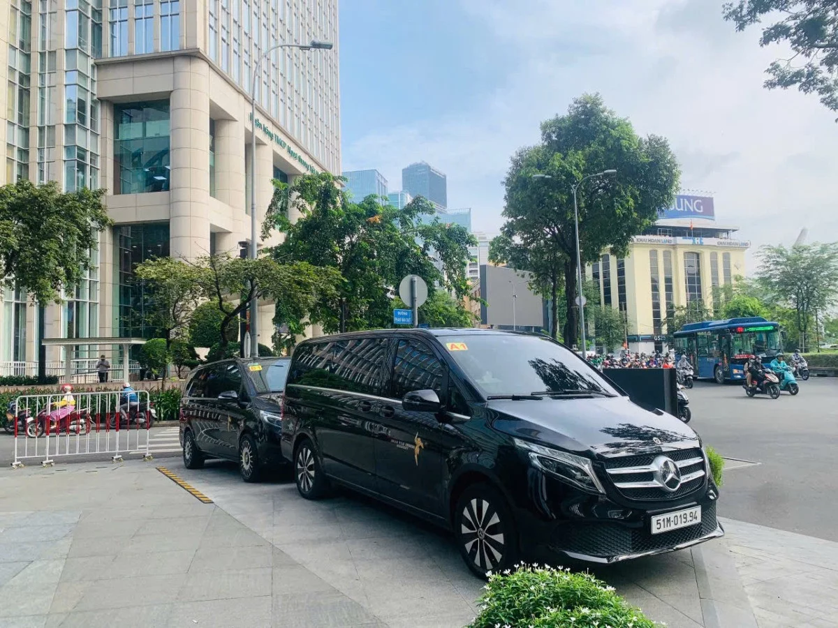 Mercedes-Benz Mercedes V 2021 - Photo 3