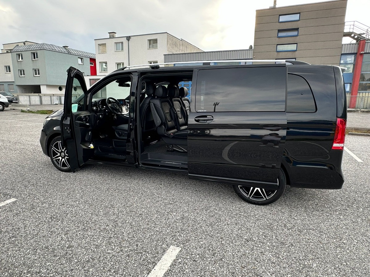 Mercedes-Benz Classe V 2023 - Photo 4