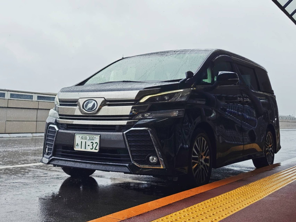 Toyota Alphard 2025