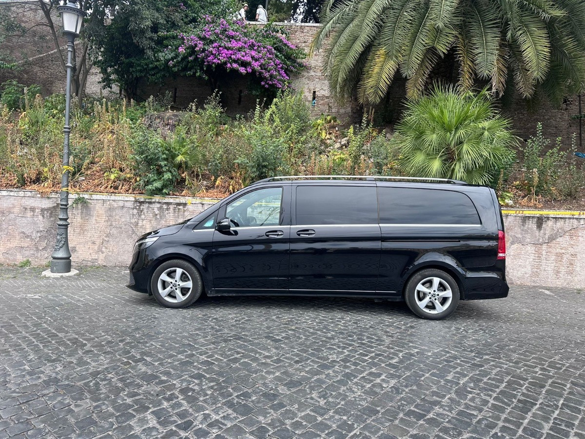 Mercedes-Benz V Class 2023