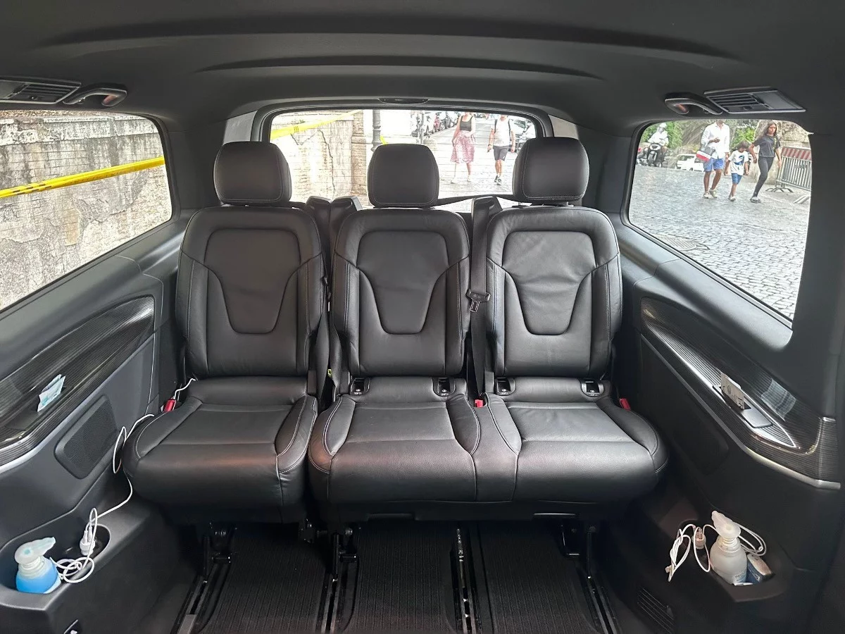 Mercedes-Benz V Class 2023 - Photo 3