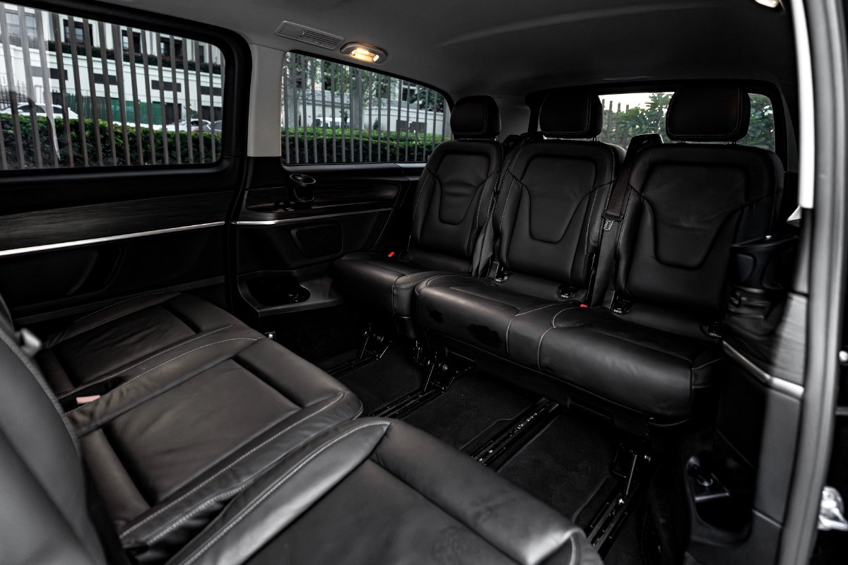 Mercedes-Benz V 300 2024 - Photo 4