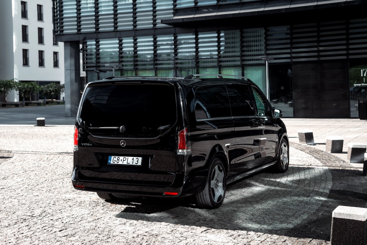 Mercedes-Benz V Class Luxury 2025 - Photo 2