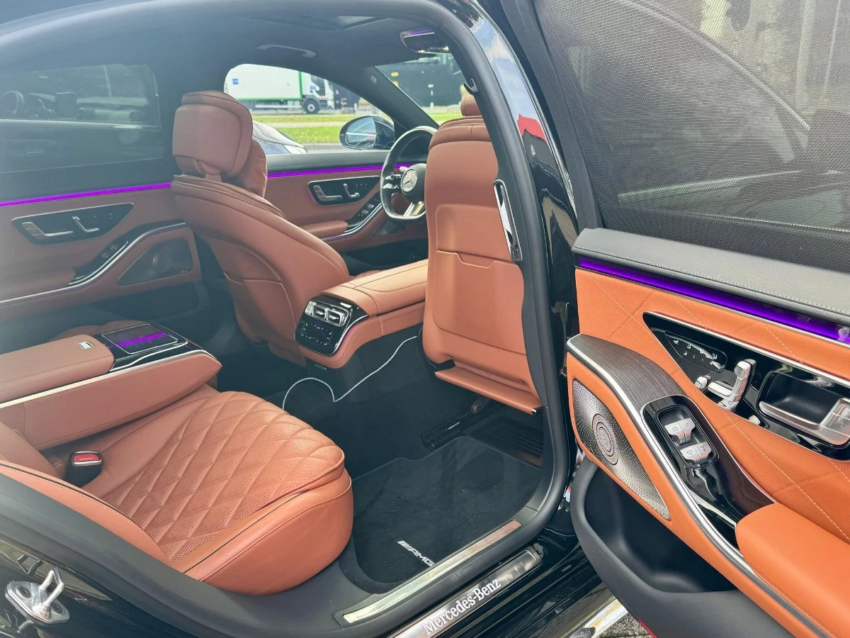Mercedes-AMG S CLASS 2023 - Photo 2