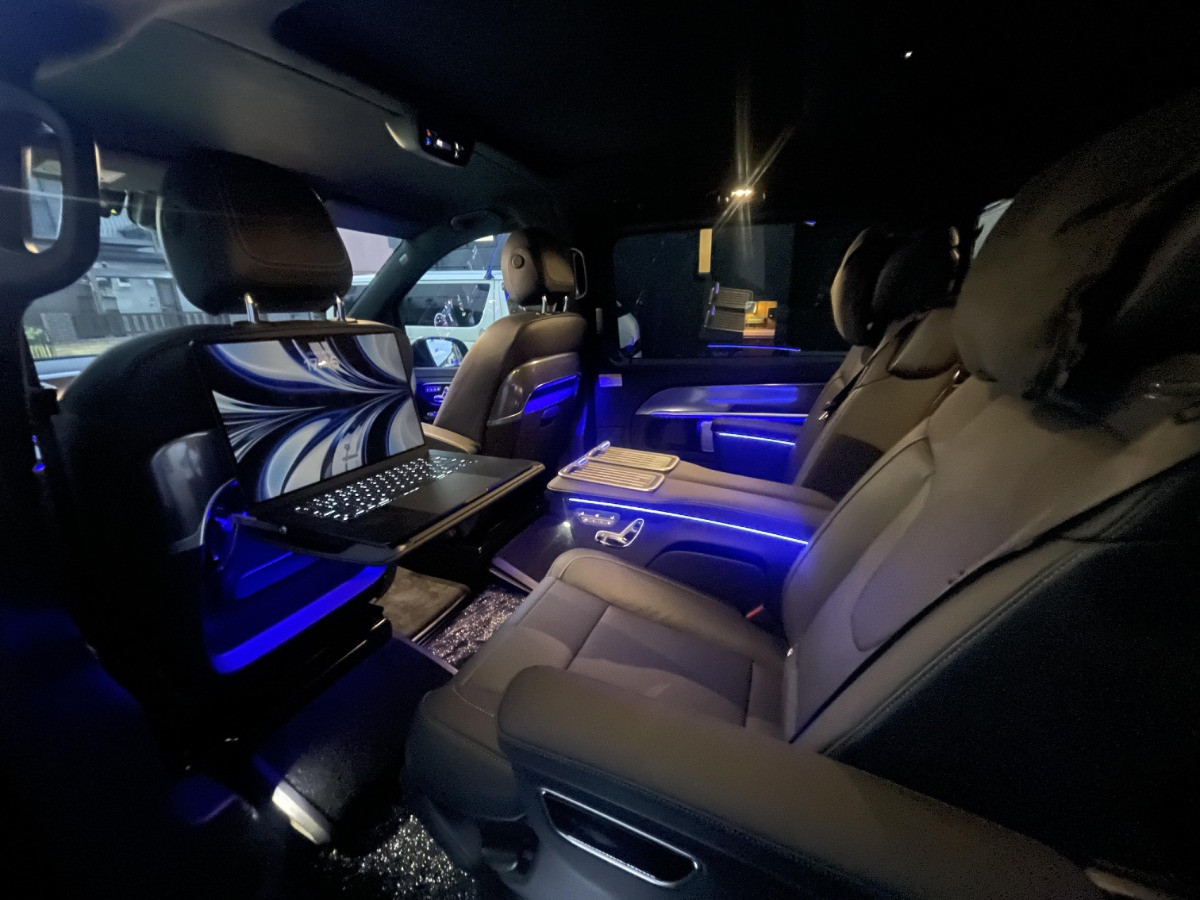 Mercedes-Benz V-Class extra long 2025