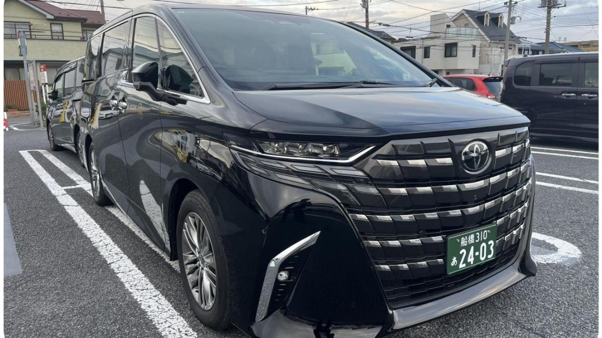 Toyota Alphard 2024