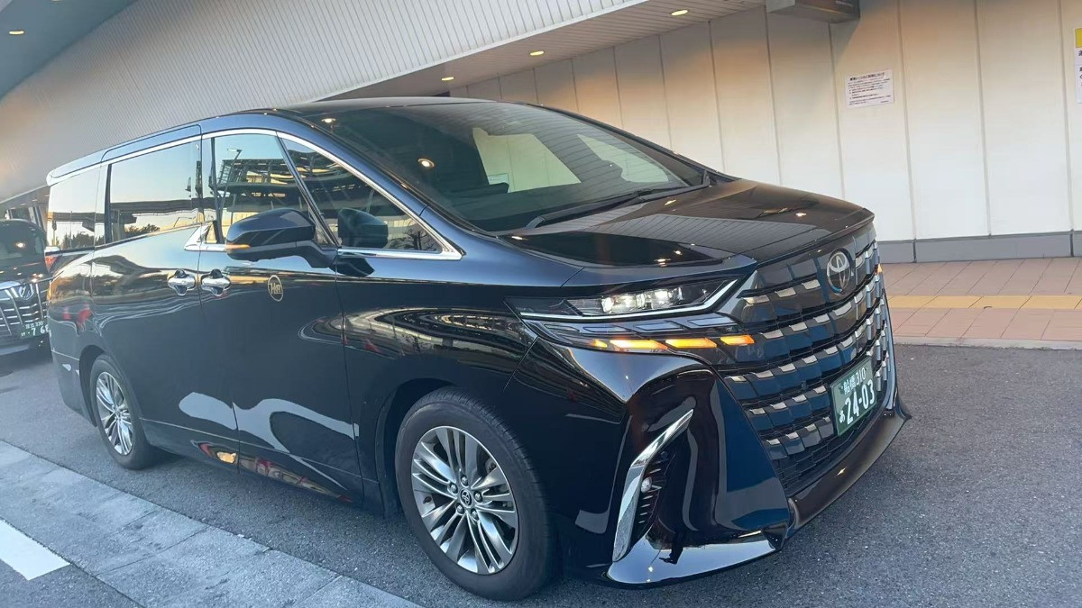 Toyota Alphard 2024 - Photo 4