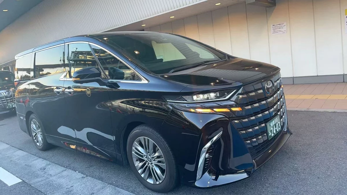 Toyota Alphard 2024 - Photo 4