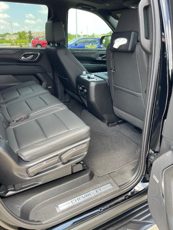 Chevrolet  Suburban Premier 2024 - Photo 2