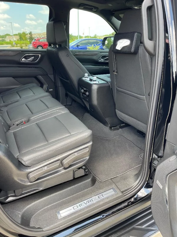 Chevrolet  Suburban Premier 2024 - Photo 2