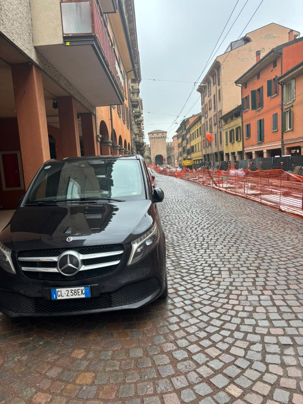 Mercedes-AMG Classe V 2025 - Photo 3