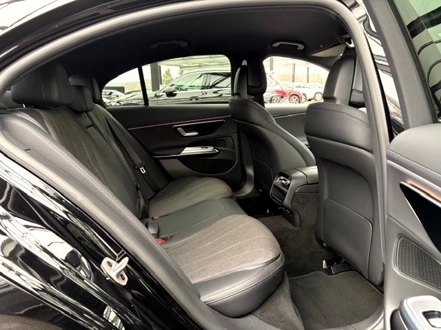 Mercedes-Benz E220d 2024 - Photo 4