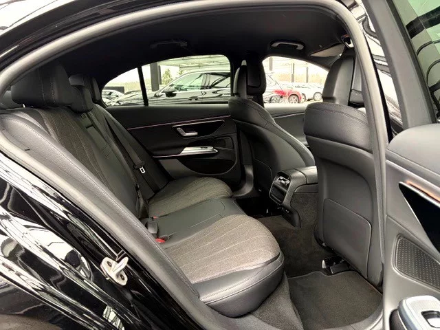 Mercedes-Benz E220d 2024 - Photo 4