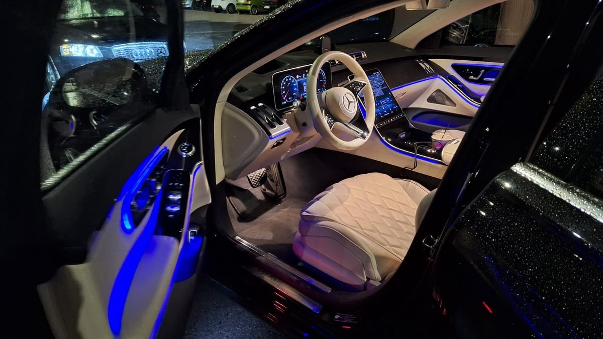 Mercedes-Benz Mercedes S class 2025 - Photo 2