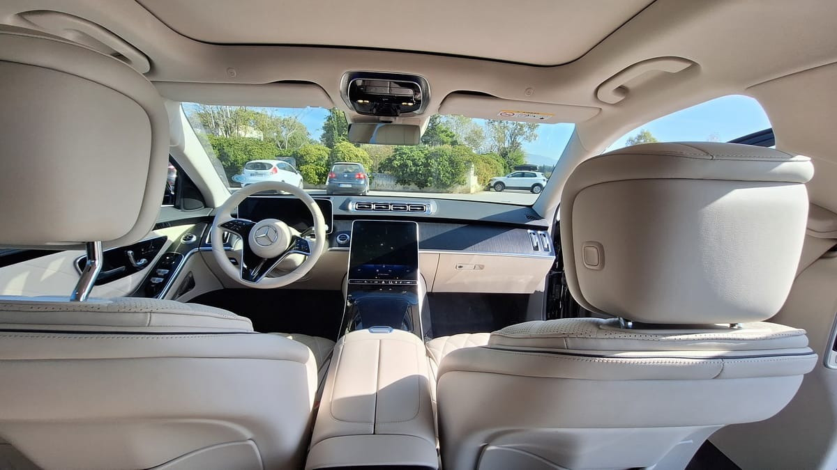 Mercedes-Benz Mercedes S class 2025 - Photo 4