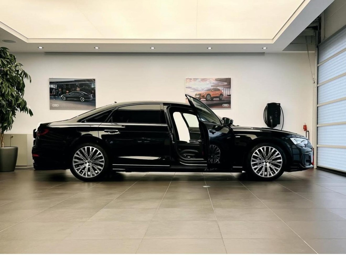 Audi A8 L 2024