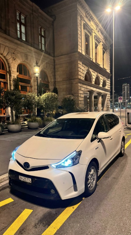 Toyota Prius plus 2019 - Photo 2