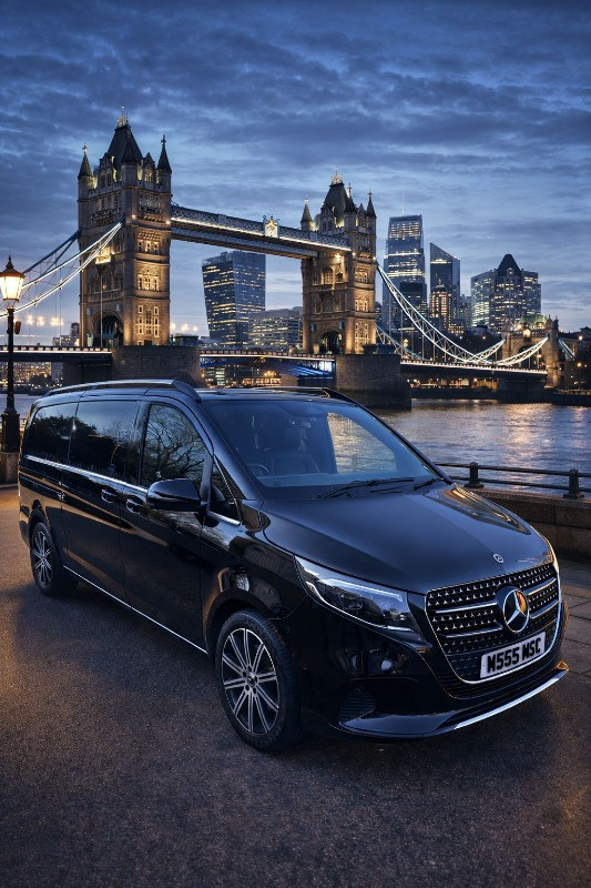 Mercedes-Benz V-Class extra long 2024