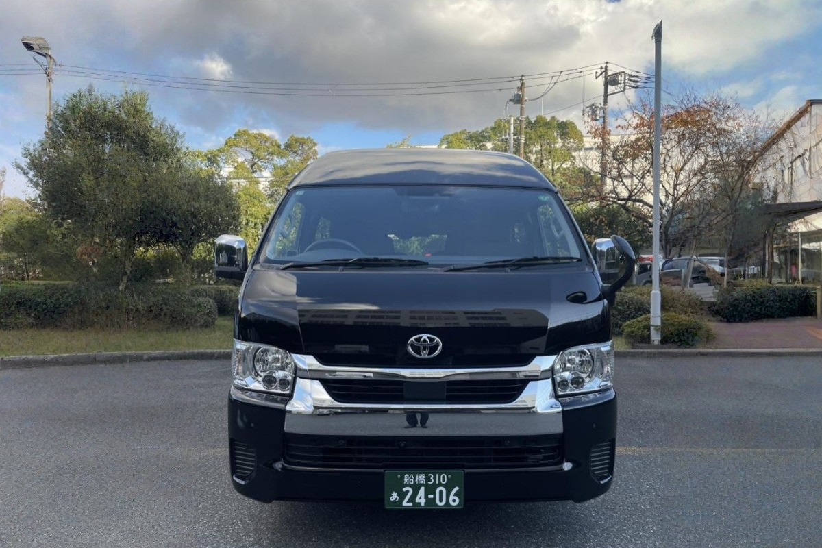 Toyota Hiace Highroof 2024