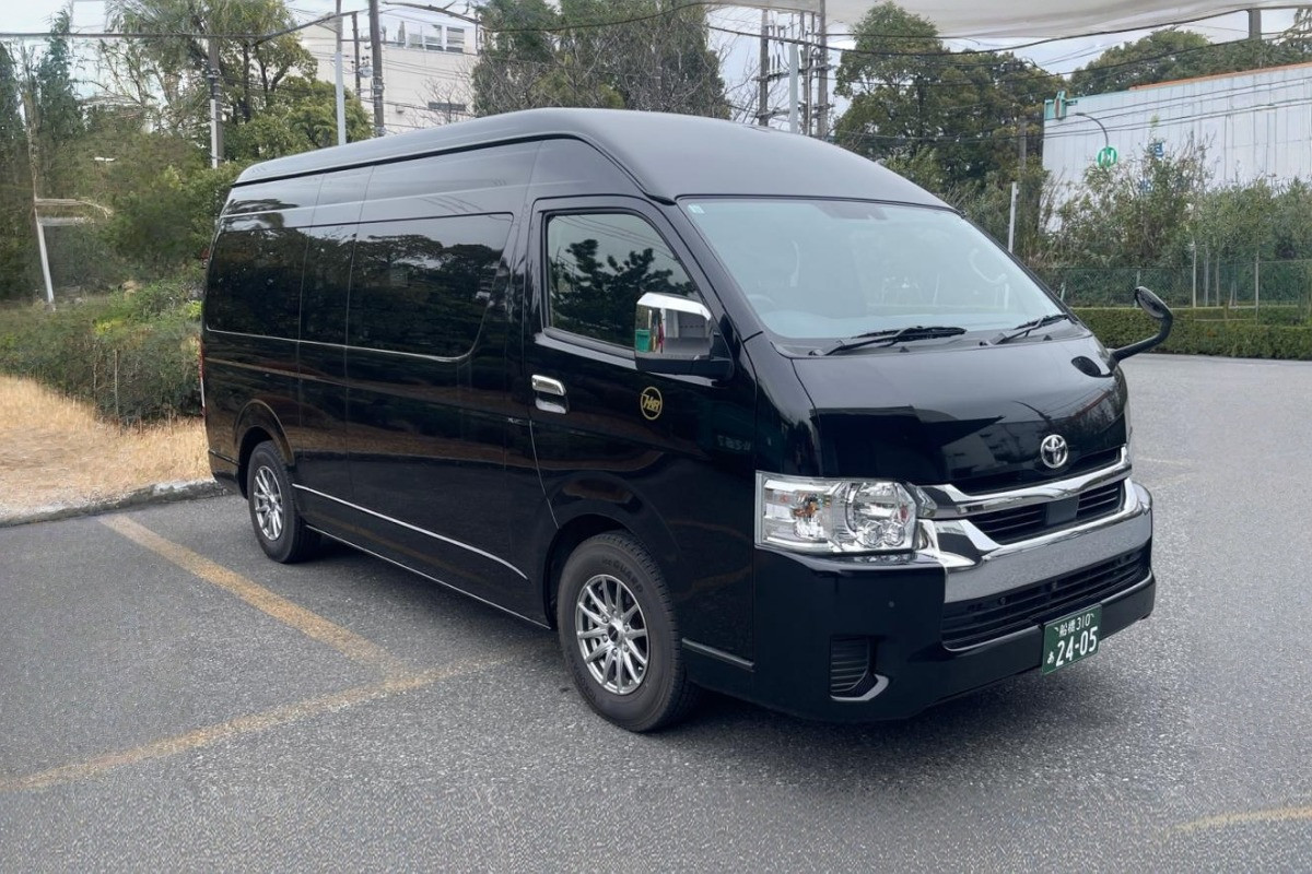 Toyota Hiace Highroof 2024