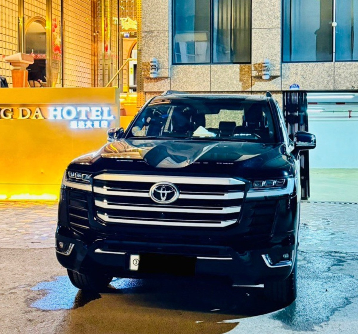 Toyota LANDCRUISER 2024