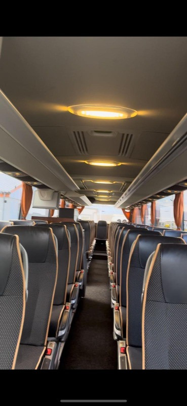 Mercedes-Benz bus 2024 - Photo 3