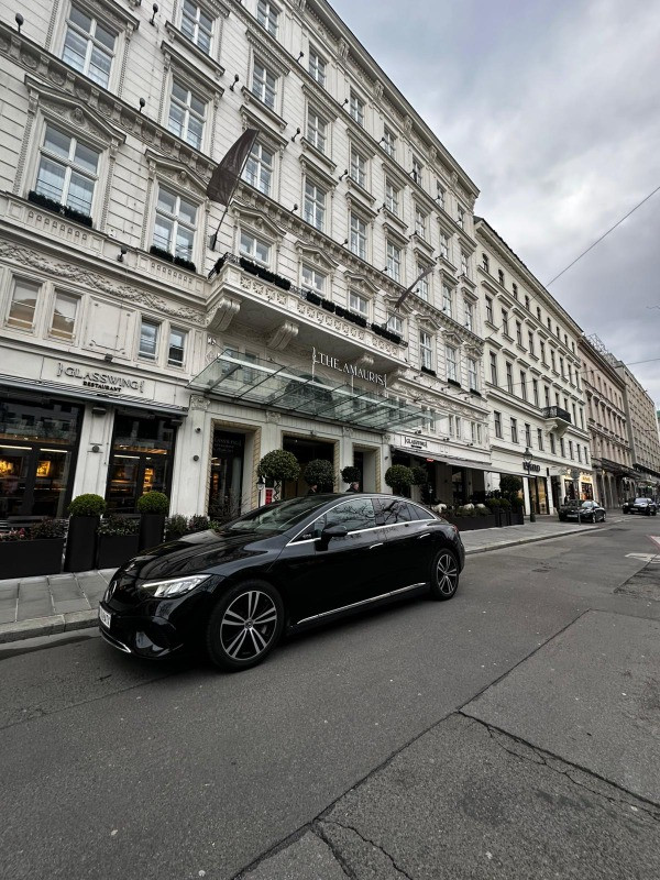 Mercedes-Benz E 2025