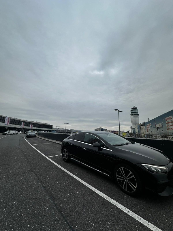 Mercedes-Benz E 2025 - Photo 3