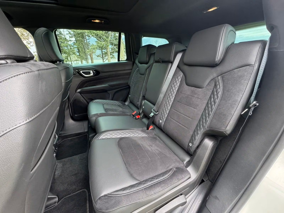 Jeep Commander 2026 - Photo 2