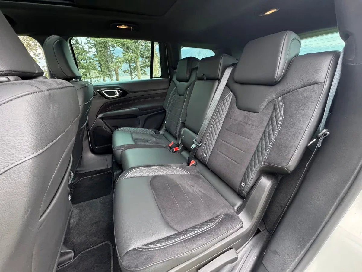 Jeep Commander 2026 - Photo 2